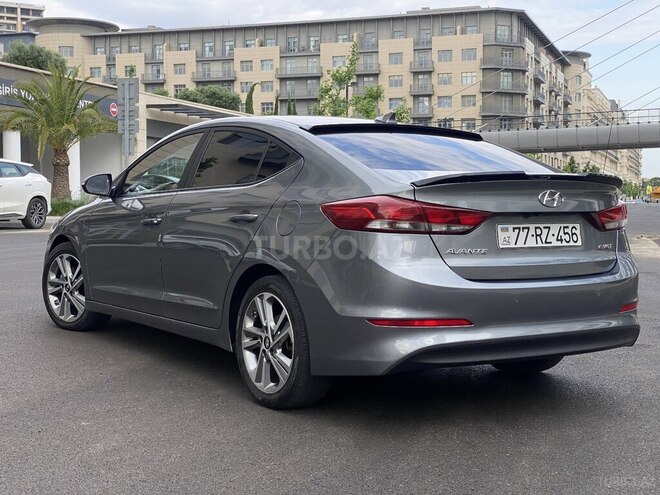 Hyundai Avante 2016, 207,500 km - 1.6 л - Bakı