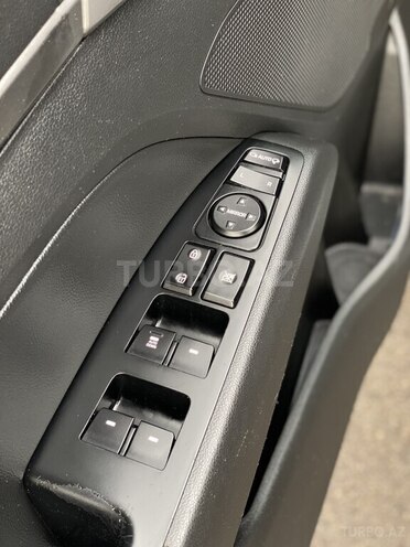 Hyundai Avante 2016, 207,500 km - 1.6 л - Bakı