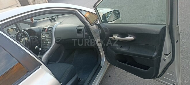 Toyota Auris 2008, 309,000 km - 1.4 l - Bakı