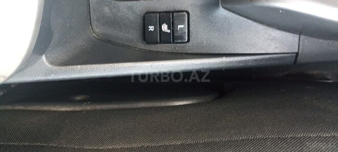 Toyota Auris 2008, 309,000 km - 1.4 l - Bakı