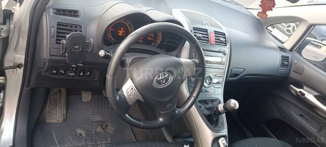 Toyota Auris 2008, 309,000 km - 1.4 l - Bakı