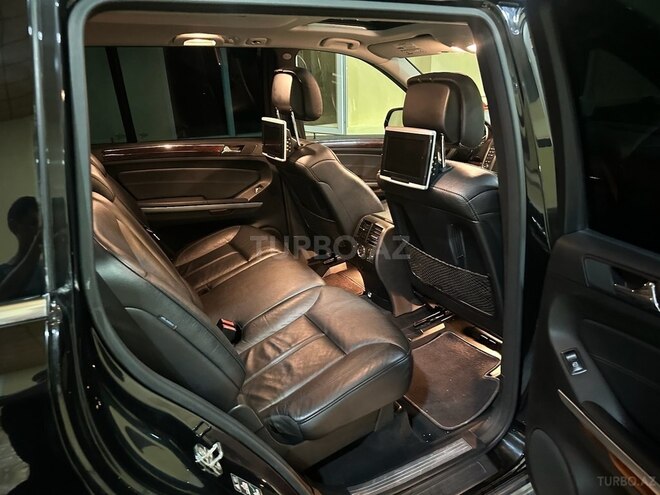 Mercedes GL 550 2009, 99,000 km - 5.5 l - Bakı