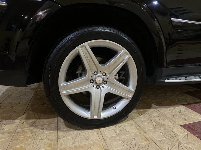 Mercedes GL 550 2009, 99,000 km - 5.5 l - Bakı