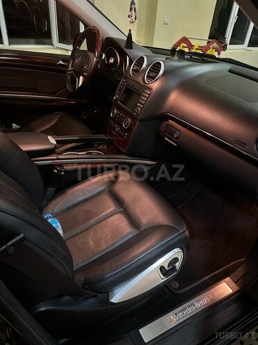Mercedes GL 550 2009, 99,000 km - 5.5 l - Bakı