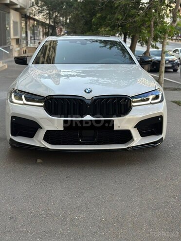 BMW 530e-1