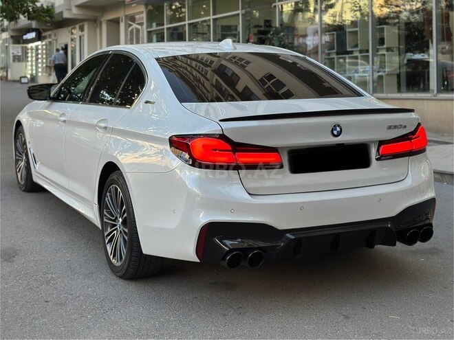 BMW 530e-4