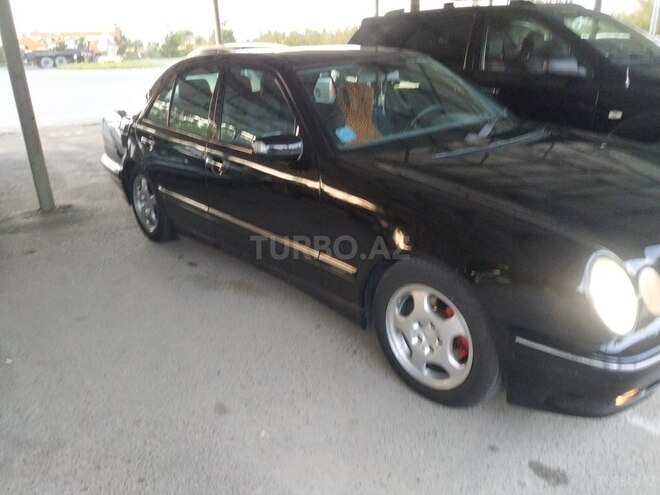 Mercedes E 220 d 2000, 30,900 km - 2.2 л - Bakı