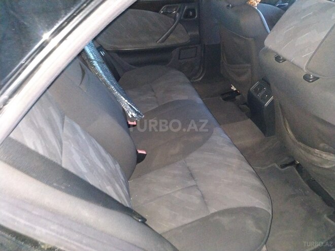 Mercedes E 220 d 2000, 30,900 km - 2.2 л - Bakı