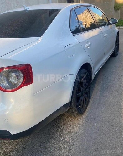 Volkswagen Jetta 2008, 250,000 km - 1.6 л - Bakı