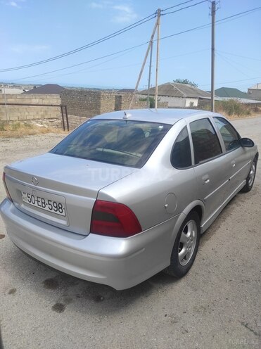 Opel Vectra 2000, 430,000 km - 2.0 l - Siyəzən