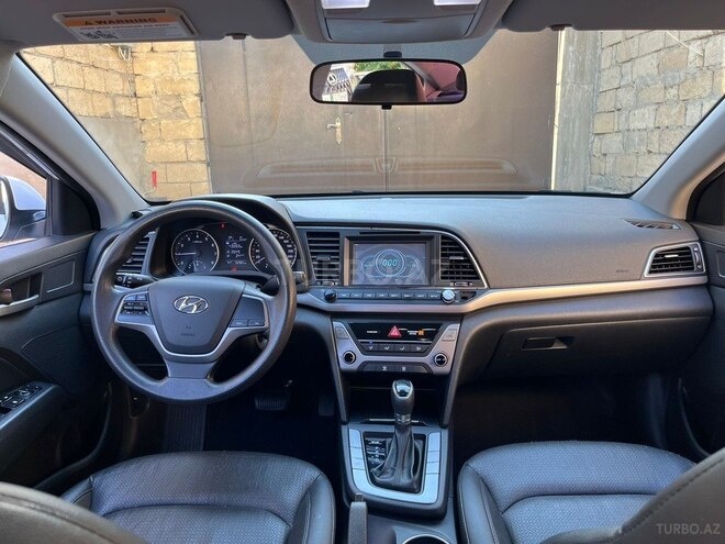 Hyundai Avante 2016, 153,000 km - 1.6 l - Bakı