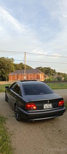 BMW 528 1997, 420,000 km - 2.8 l - Masallı
