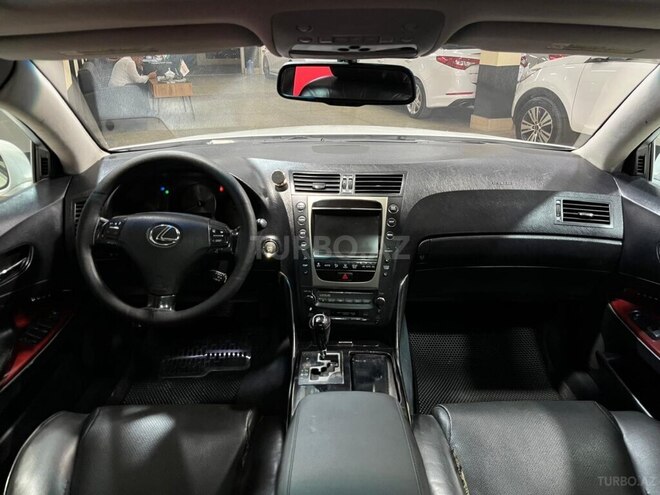 Lexus GS 300-16