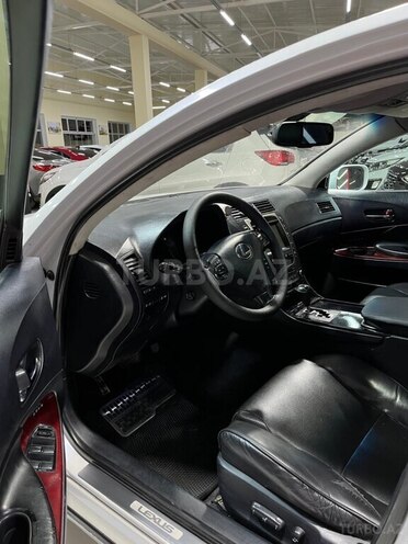 Lexus GS 300-12