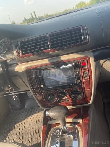 Volkswagen Passat 2004, 250,000 km - 1.8 l - Ağcabədi