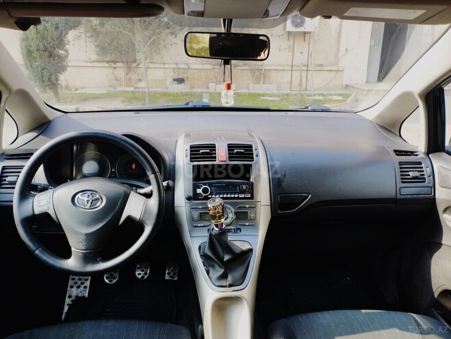 Toyota Auris 2008, 292,200 km - 1.4 l - Bakı