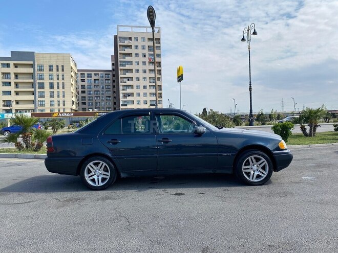 Mercedes C 230 1997, 402,000 km - 2.3 л - Sumqayıt