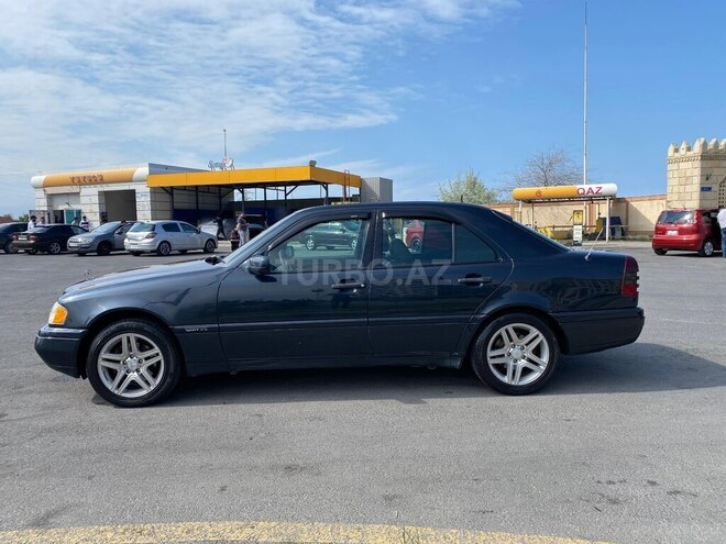 Mercedes C 230 1997, 402,000 km - 2.3 л - Sumqayıt