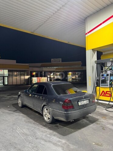 Mercedes C 230 1997, 402,000 km - 2.3 л - Sumqayıt