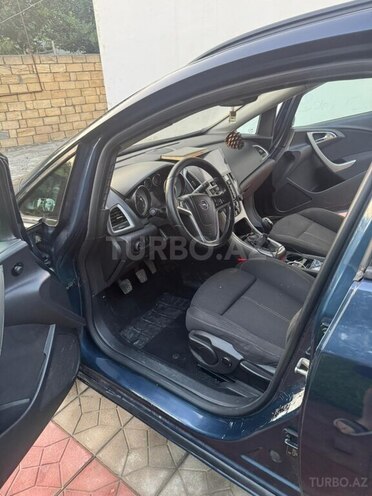 Opel Astra 2011, 315,000 km - 1.3 l - Mingəçevir