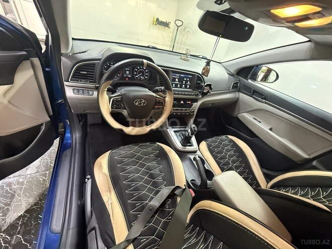 Hyundai Elantra 2018, 110 km - 2.0 л - Bakı