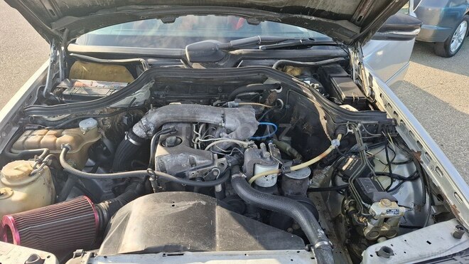 Mercedes E 200 d 1993, 365,000 km - 2.0 л - Bakı