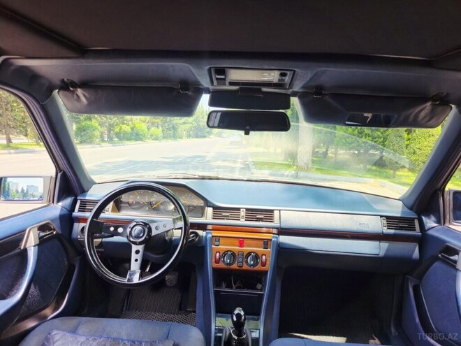 Mercedes E 200 1994, 426,000 km - 2.0 л - Bakı