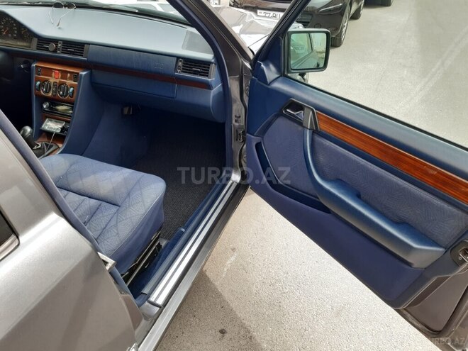 Mercedes E 200 1994, 426,000 km - 2.0 л - Bakı