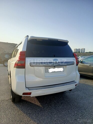 Toyota Land Cruiser Prado 2010, 193,000 km - 2.7 л - Bakı