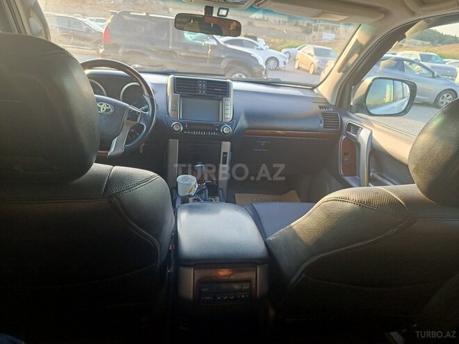 Toyota Land Cruiser Prado 2010, 193,000 km - 2.7 л - Bakı