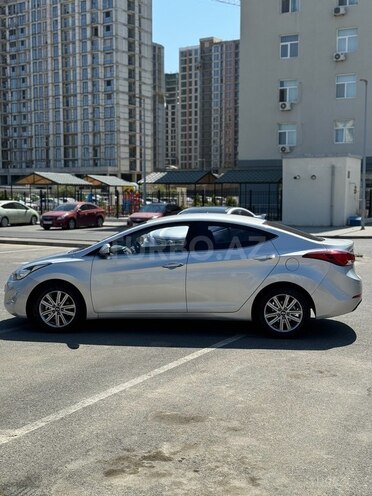 Hyundai Avante 2015, 136,250 km - 1.6 л - Bakı