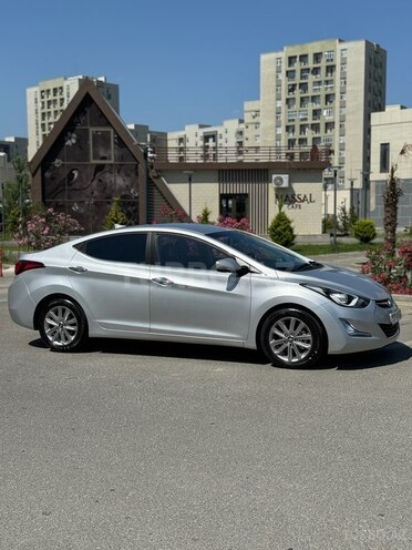 Hyundai Avante 2015, 136,250 km - 1.6 л - Bakı