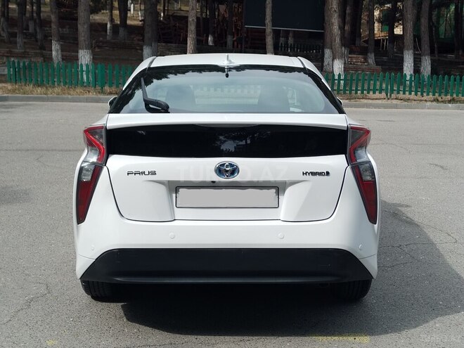 Toyota Prius 2018, 124,000 km - 1.8 l - Sumqayıt