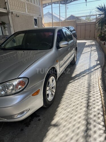 Nissan Maxima-2