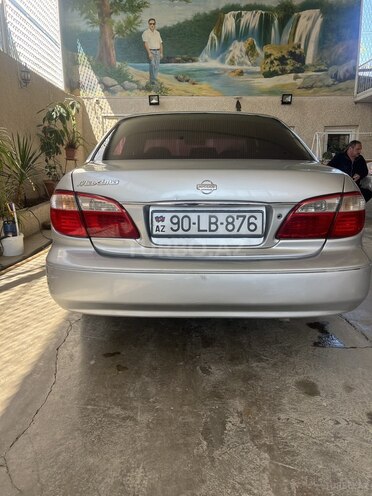 Nissan Maxima-5