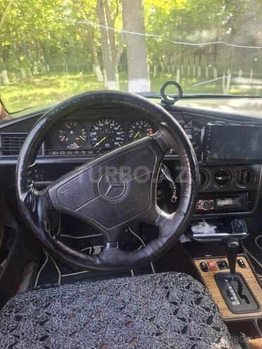 Mercedes 190 1989, 355,550 km - 2.2 л - Gəncə