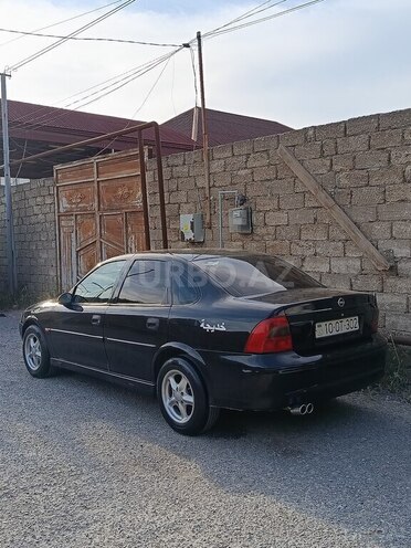 Opel Vectra 2000, 430,000 km - 2.0 l - Bakı