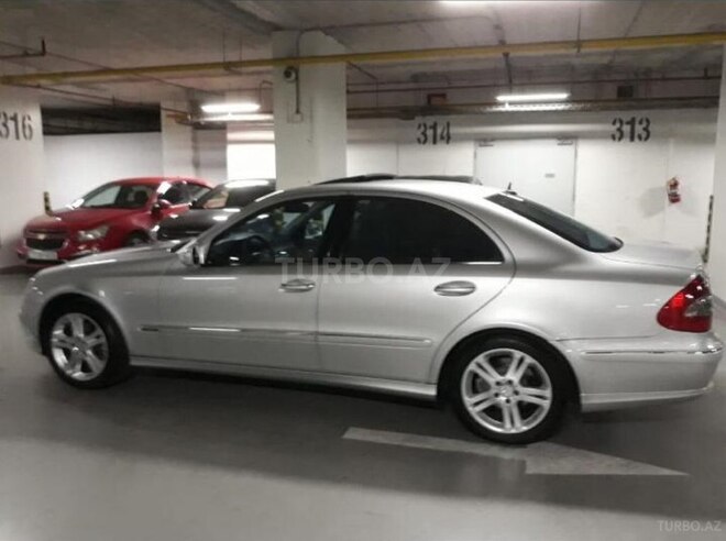 Mercedes E 220 d 2005, 284,000 km - 2.2 л - Bakı