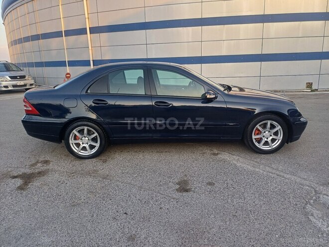 Mercedes C 220 d 2002, 378,166 km - 2.2 l - Bakı