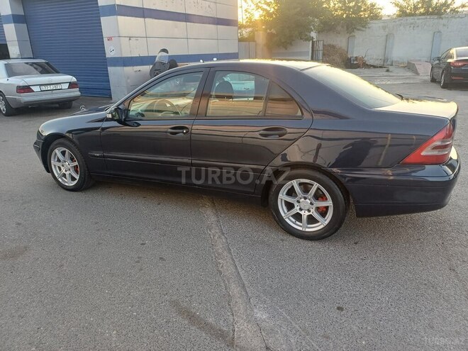 Mercedes C 220 d 2002, 378,166 km - 2.2 l - Bakı
