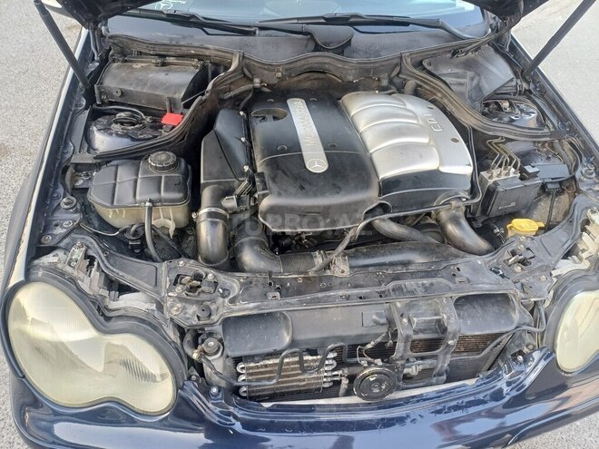 Mercedes C 220 d 2002, 378,166 km - 2.2 l - Bakı