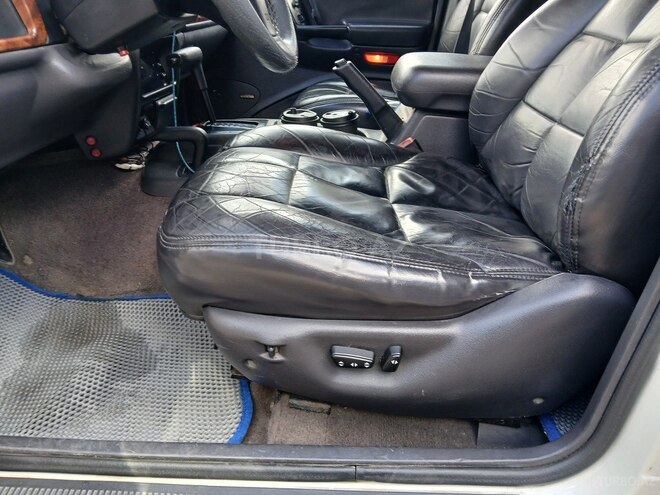 Jeep Grand Cherokee 1996, 253,000 km - 5.2 l - Qax
