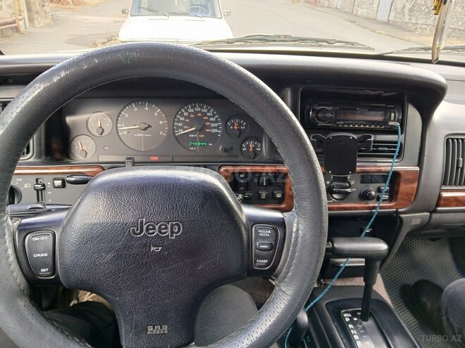 Jeep Grand Cherokee 1996, 253,000 km - 5.2 l - Qax