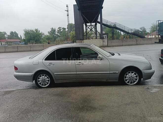 Mercedes E 220 d 1999, 400,000 km - 2.2 l - Bakı