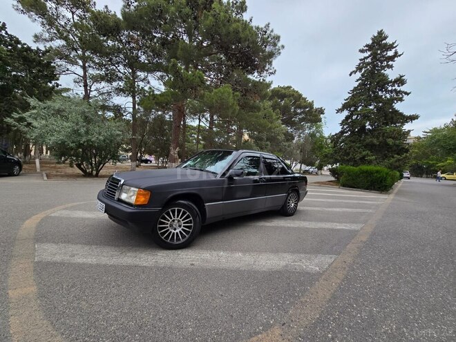 Mercedes 190 1993, 390,000 km - 2.0 l - Sumqayıt
