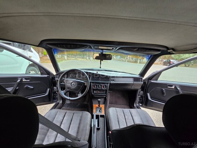 Mercedes 190 1993, 390,000 km - 2.0 l - Sumqayıt