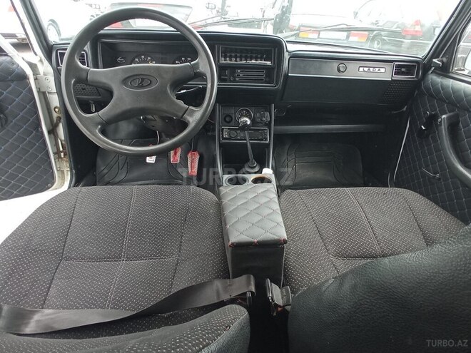 LADA (VAZ) 2107 2003, 11,893 km - 1.6 l - Salyan
