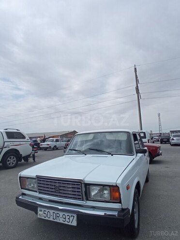 LADA (VAZ) 2107 2003, 11,893 km - 1.6 l - Salyan