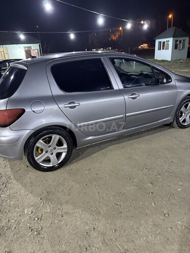 Peugeot 307 2004, 228,356 km - 2.0 l - Bakı