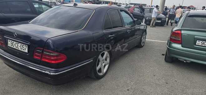 Mercedes E 220 d 1999, 656,385 km - 2.2 l - Bakı